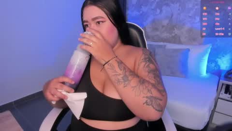 Snapshot of dalia_spinters chatting on June 5, 7:41 pm D A L I A online show from June 5, 7:41 pm