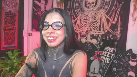 Snapshot of dalia_vorhees chatting on May 28, 1:36 am dalia_vorhees online show from May 28, 1:36 am