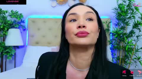 Snapshot of daliyaa_ chatting on April 27, 12:03 pm daliyaa_ online show from April 27, 12:03 pm