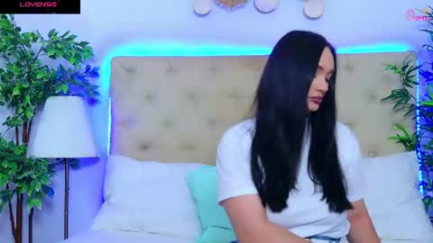 Snapshot of daliyaa_ chatting on June 22, 12:13 pm daliyaa_ online show from June 22, 12:13 pm