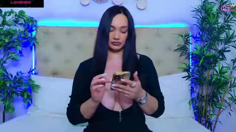 Snapshot of daliyaa_ chatting on July 22, 12:30 pm daliyaa_ online show from July 22, 12:30 pm