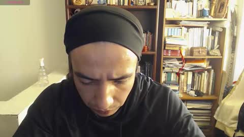 Snapshot of daliygala chatting on December 1, 11:48 am JamesDali online show from December 1, 11:48 am