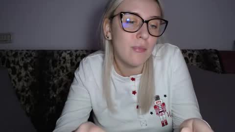 Maria online show from December 5, 9:50 pm