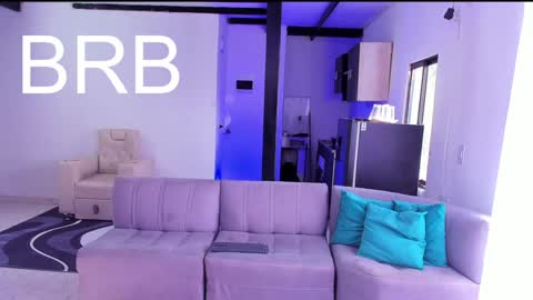 Snapshot of damar_felipe chatting on February 6, 1:43 pm damar_felipe online show from February 6, 1:43 pm