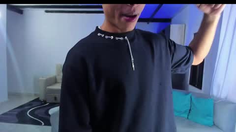 Snapshot of damar_felipe chatting on February 11, 5:05 am damar_felipe online show from February 11, 5:05 am