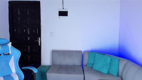 Snapshot of damar_felipe chatting on March 12, 4:08 am damar_felipe online show from March 12, 4:08 am