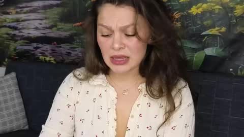 damedefeu online show from November 8, 12:27 pm