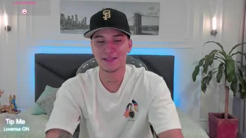 DAMIAN online show from January 17, 12:43 pm