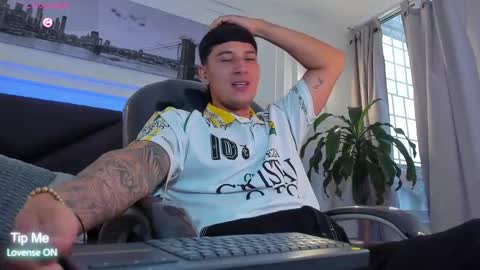 DAMIAN online show from February 28, 1:56 pm