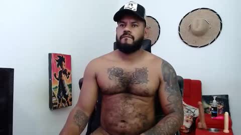 damian64436171 online show from March 25, 5:41 pm