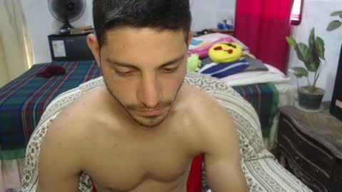 Snapshot of damian_29 chatting on April 5, 7:55 pm Damian online show from April 5, 7:55 pm