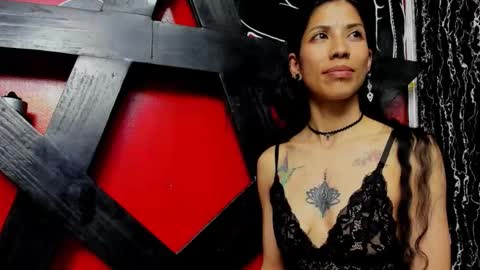 damian_and_tiana online show from January 18, 4:44 pm