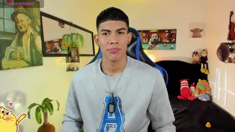 Damian online show from March 31, 3:19 am