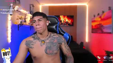 Snapshot of damian_latinxxx chatting on July 28, 12:48 pm Damian online show from July 28, 12:48 pm