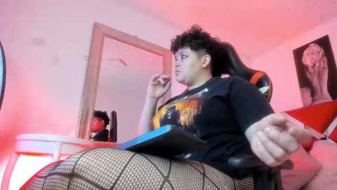 damian_rock_ online show from September 13, 7:13 pm