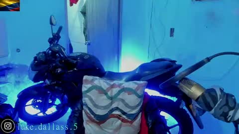 Damian torner online show from August 2, 8:46 am