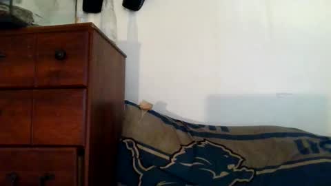 Snapshot of damianlions chatting on June 8, 1:44 pm Damian online show from June 8, 1:44 pm