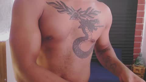 Snapshot of damiann_rees chatting on January 31, 2:49 pm instagram damiannreed. online show from January 31, 2:49 pm