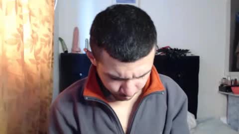 damiansexyboy69 online show from February 3, 3:28 pm
