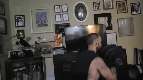 Snapshot of damien_mace chatting on February 9, 11:04 am damien_mace online show from February 9, 11:04 am