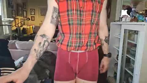 damien_mace online show from May 1, 12:43 pm