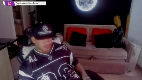 Snapshot of dammianmilleroficial chatting on June 1, 2:52 pm INSTAGRAM DAMMIANMILLEROFICIAL online show from June 1, 2:52 pm