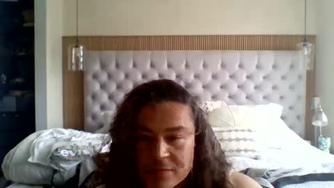 Snapshot of damnhotguy82 chatting on July 18, 8:34 pm damnhotguy82 online show from July 18, 8:34 pm