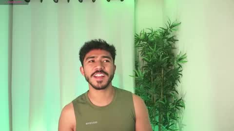 damon_frost online show from April 16, 9:39 pm