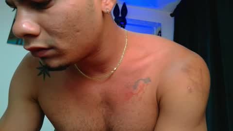 Damon online show from February 19, 11:56 pm