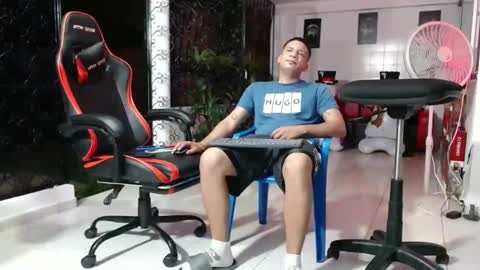 damyan_2003 online show from January 8, 1:11 am