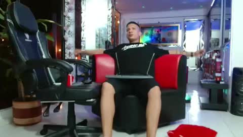 damyan_2003 online show from September 29, 11:31 pm