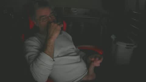 Snapshot of dan137111 chatting on March 29, 12:38 pm dan137111 online show from March 29, 12:38 pm