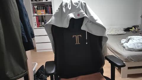 King Dan online show from December 30, 7:11 pm