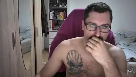 King Dan online show from October 26, 7:42 pm