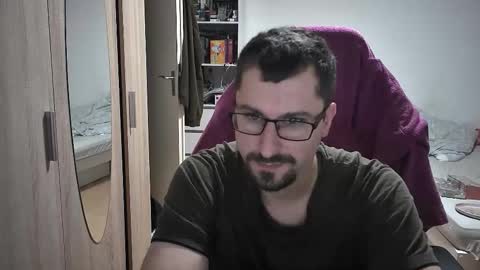 King Dan online show from October 28, 7:38 pm