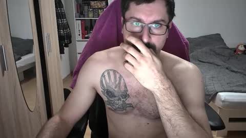 King Dan online show from December 21, 7:43 pm