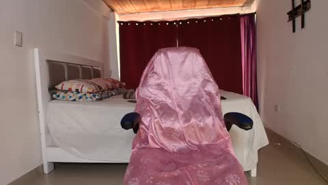 Snapshot of dana_777 chatting on September 25, 3:38 pm Dayana online show from September 25, 3:38 pm