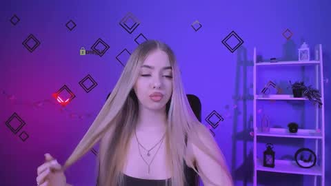 dana_cute1_ online show from June 5, 8:53 am
