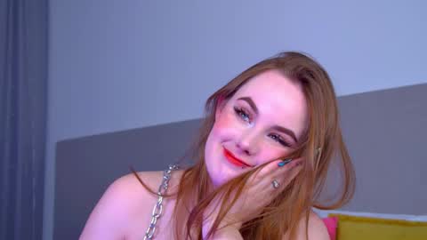 Snapshot of danadrake chatting on February 11, 10:07 pm Dana online show from February 11, 10:07 pm