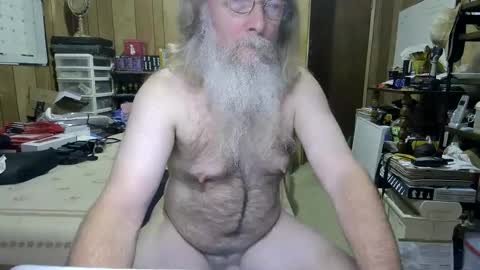 Snapshot of danagm chatting on December 8, 6:17 pm Dana online show from December 8, 6:17 pm