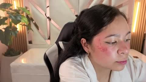 Snapshot of danay_tp chatting on April 8, 6:08 pm Dana online show from April 8, 6:08 pm