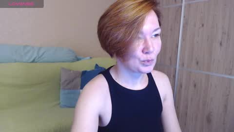 Snapshot of danbie_leen chatting on February 3, 11:09 am danbie_leen online show from February 3, 11:09 am