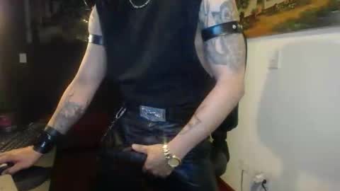 danbury online show from November 24, 10:53 pm