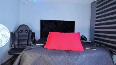 Dancel online show from April 3, 11:47 pm