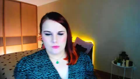 Snapshot of dancingsurprise chatting on May 11, 12:44 pm Olivia online show from May 11, 12:44 pm