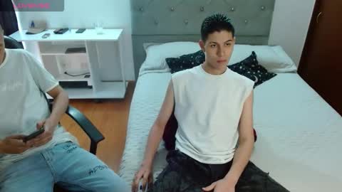 Snapshot of dandythomas chatting on October 12, 6:29 pm DANDY THOMAS    angeloo 666 online show from October 12, 6:29 pm