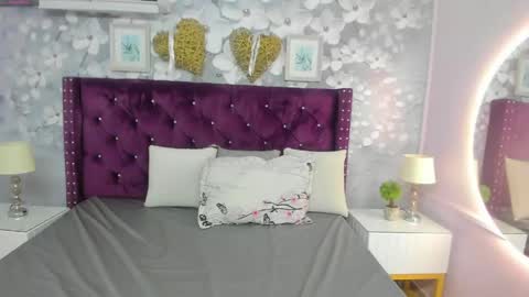 Daniela online show from April 8, 11:32 am