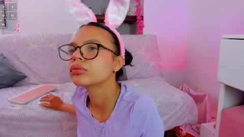 Danesa online show from April 1, 9:12 pm