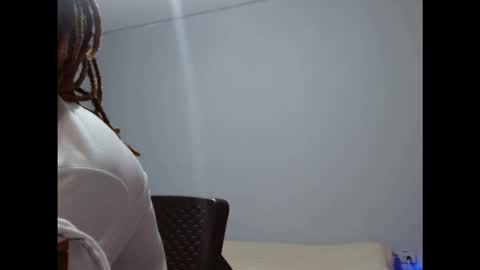 Snapshot of dangerhook chatting on November 13, 1:48 am dangerhook online show from November 13, 1:48 am