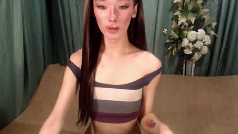 Snapshot of dangerouscock69_nica chatting on April 29, 6:39 am Nica online show from April 29, 6:39 am
